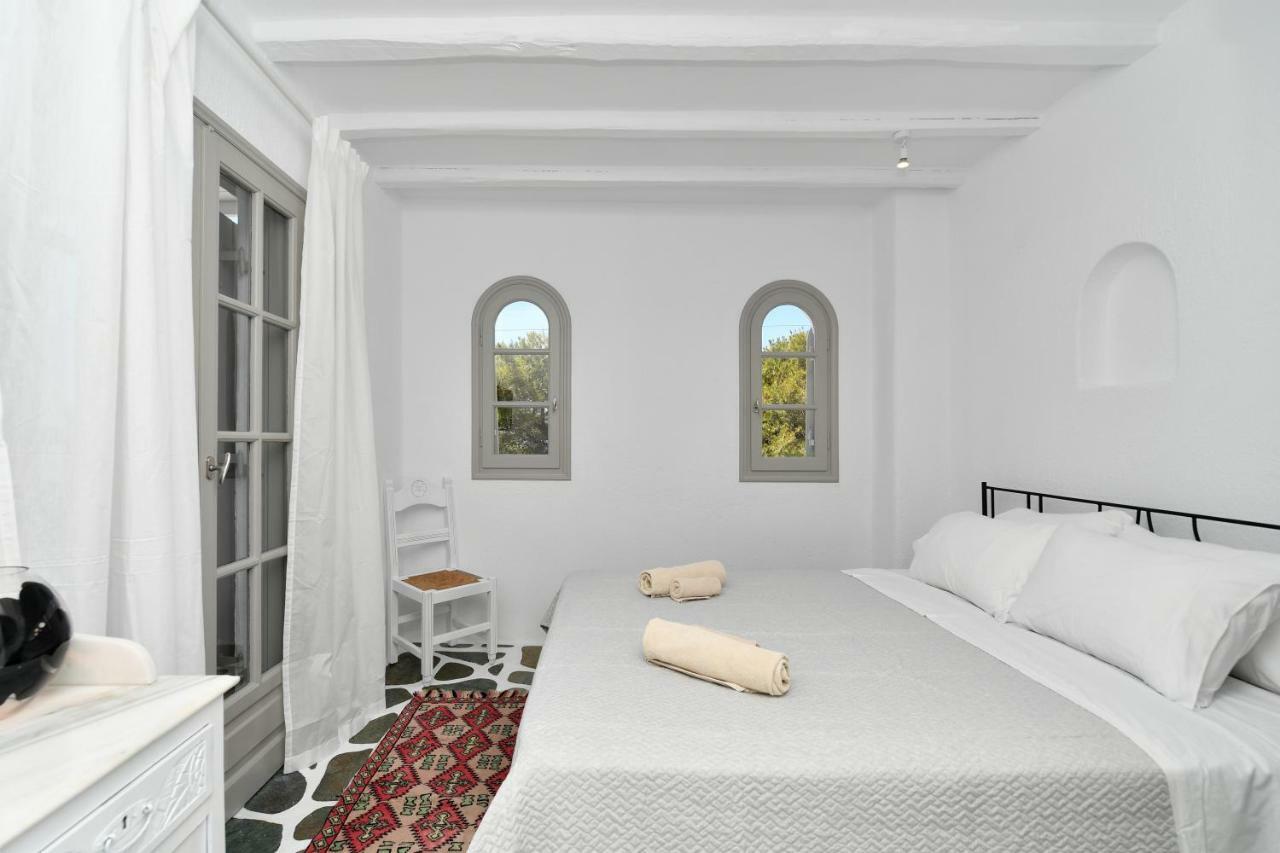 Santa Flora 3 Bedroom House A ParikiaaS Edge Парос Екстериор снимка